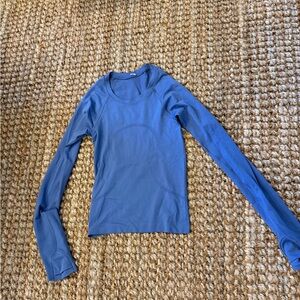 lululemon athletica Periwinkle Long-Sleeve Active Top
